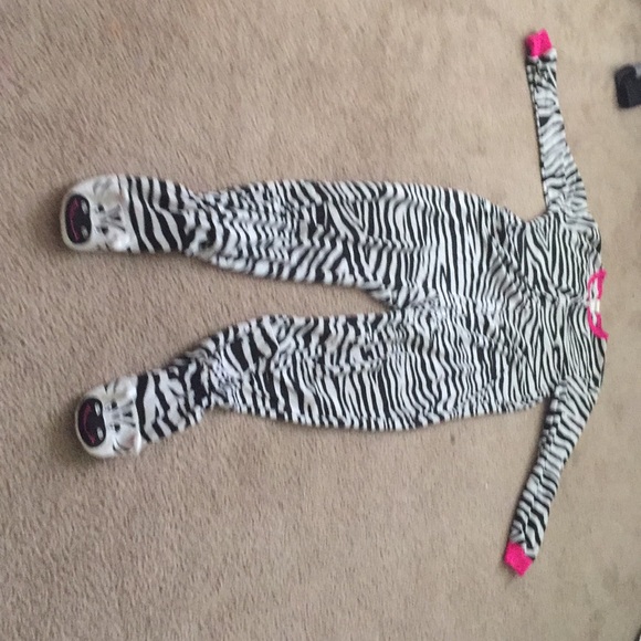 Pajama - Picture 5 of 5